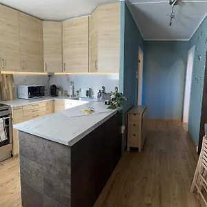 Breathtaking Scenery And Cozy Comfort In Apartamento Bergen